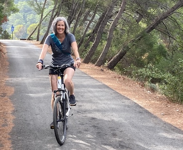 Adventure Woman biking on Mljet Island edit2